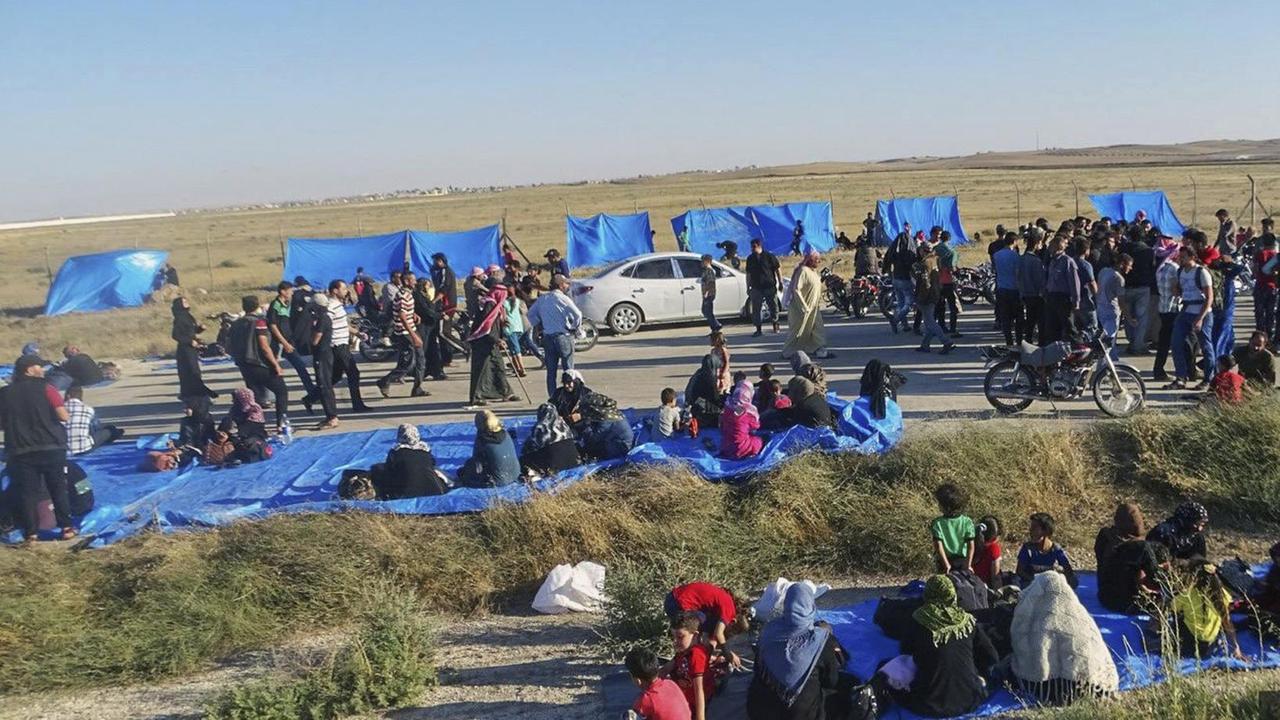 Flüchtlinge aus Daraa an der Grenze zu Jordanien