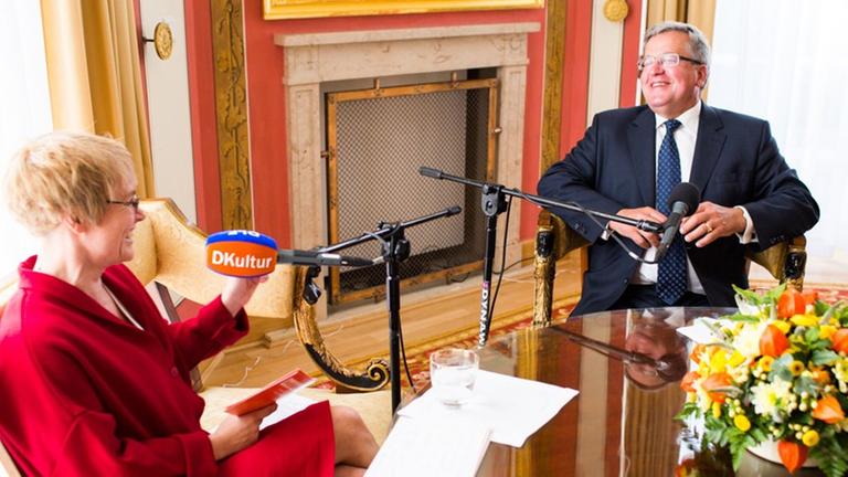 Polens Präsident Komorowski im Gespräch mit Margarete Wohlan Polens Präsident Komorowski im Gespräch mit Margarete Wohlan