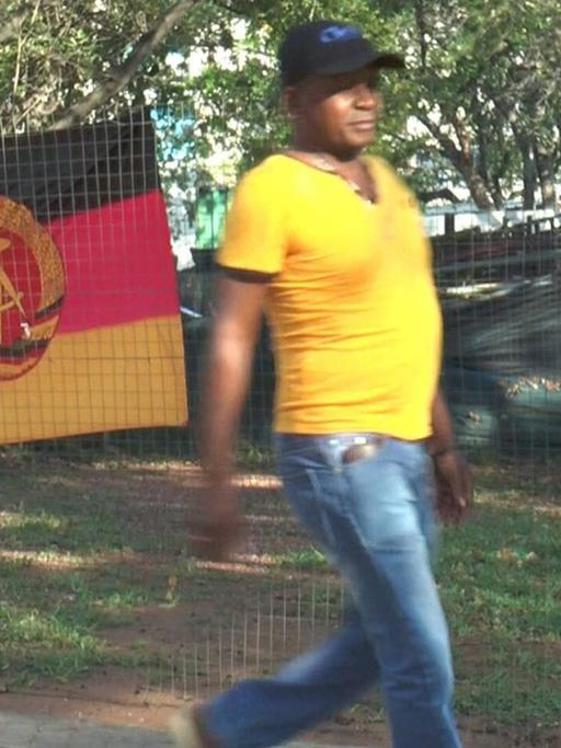 Park in der mosambikanischen Hauptstadt Maputo - die zurückgekehrten Madgermanes protestieren hier regelmäßig, weil sie sich um einen Teil ihres ehemaligen Lohns geprellt fühlen.