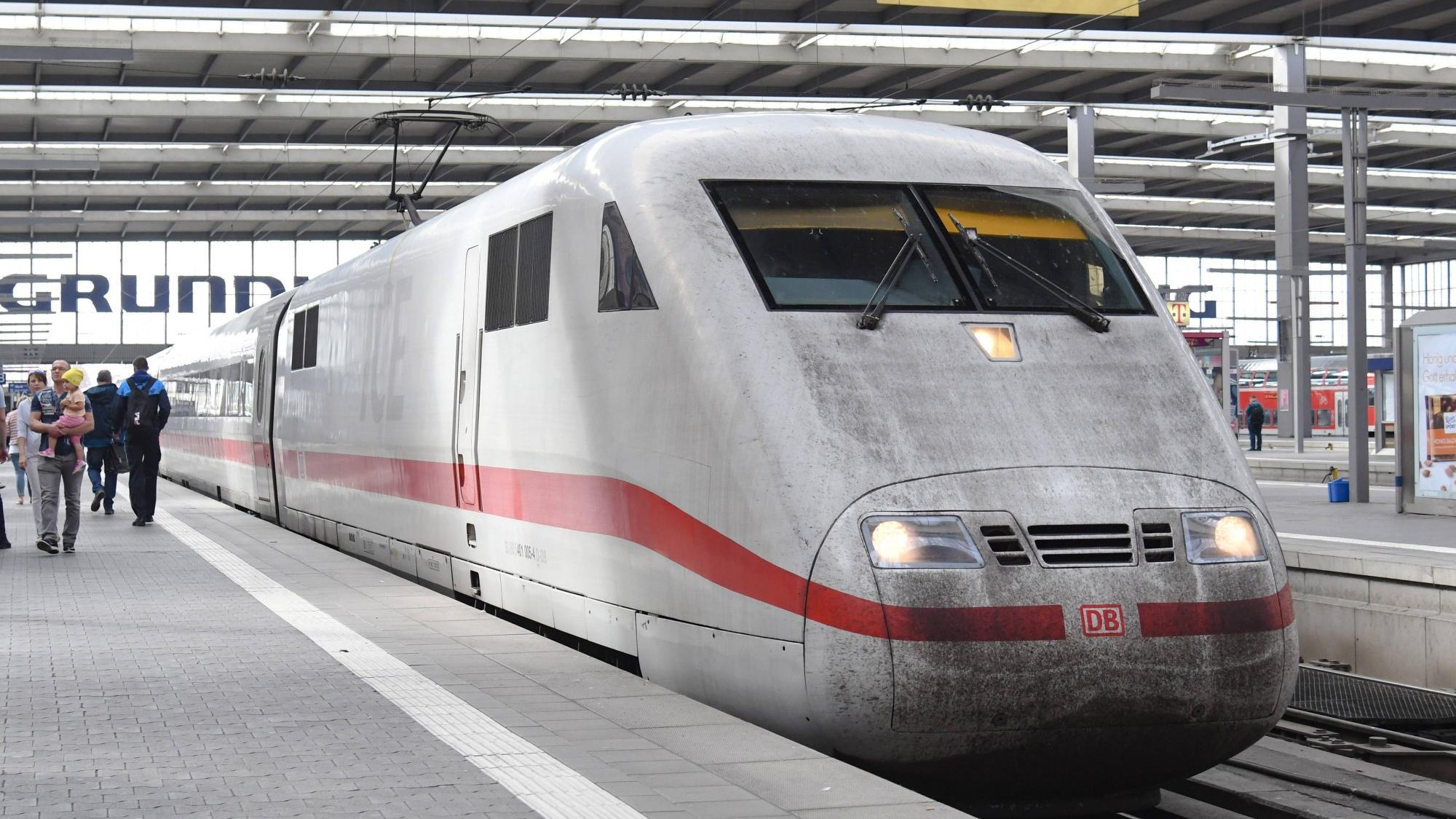 Neue Strecken, Höhere Preise - Deutsche Bahn ändert Den Fahrplan ...