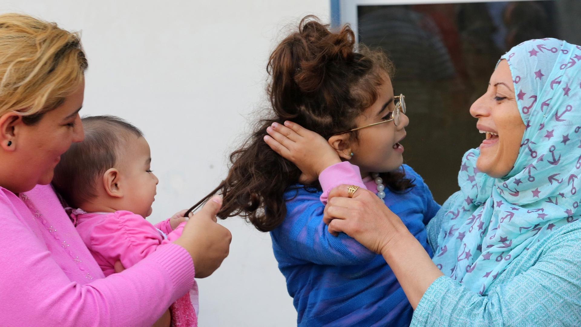 Alltag im Flüchtlingsheim Essen im Herbst 2014 Alltag im Flüchtlingsheim Essen im Herbst 2014