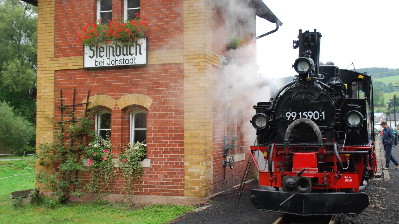 Bahnhof Steinbach: Endstation der Pressnitzbahn Bahnhof Steinbach: Endstation der Pressnitzbahn