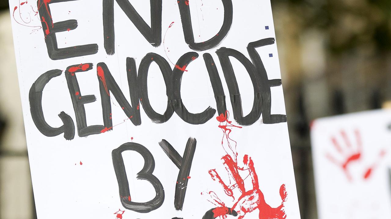 Plakate gegen die Terrororganisation Islamischer Staat (IS) Plakate gegen die Terrororganisation Islamischer Staat (IS)
