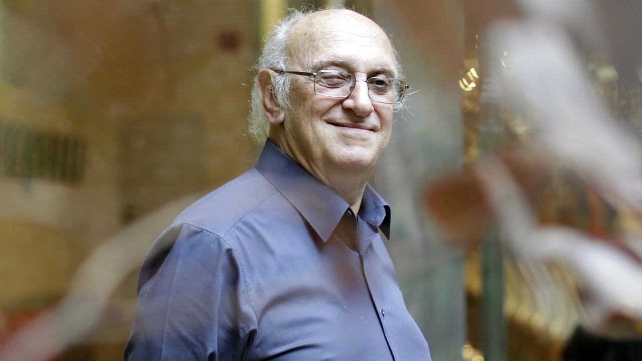 Der griechische Schriftsteller Petros Markaris Der griechische Schriftsteller Petros Markaris