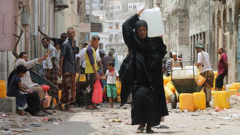In der vergangenen Woche wurden die Huthi-Rebellen aus Aden vertrieben. In der vergangenen Woche wurden die Huthi-Rebellen aus Aden vertrieben.
