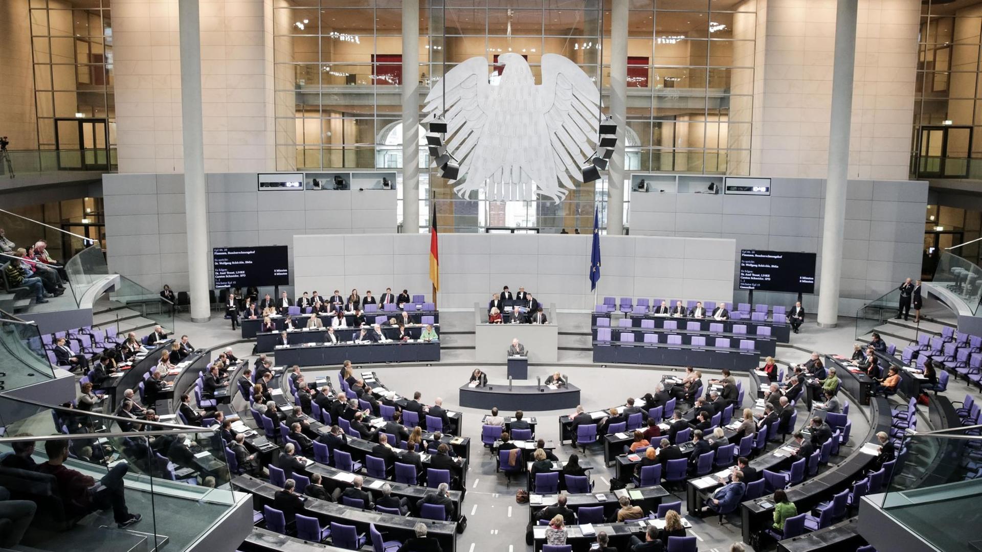 Der Plenarsaal des Deutschen Bundestages Der Plenarsaal des Deutschen Bundestages