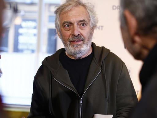 Der französische Autor Jean Paul Dubois erhält den Prix Goncourt für seinen Roman "Tous les hommes n'habitent pas le monde de la même façon".