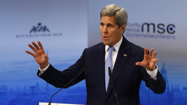 US-Außenminister John Kerry hält eine Rede auf der Münchner Sicherheitskonferenz.