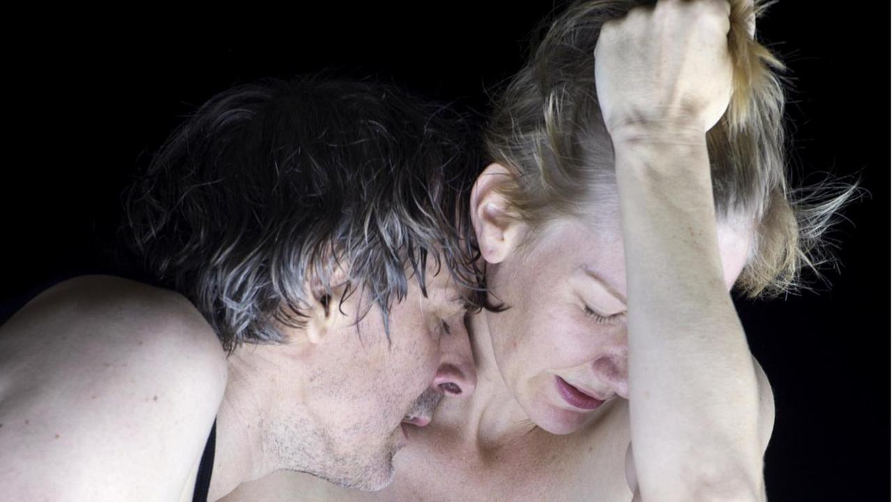 Penthesilea 2018: Jens Harzer (Achilles), Sandra Hüller (Penthesilea) Penthesilea 2018: Jens Harzer (Achilles), Sandra Hüller (Penthesilea)