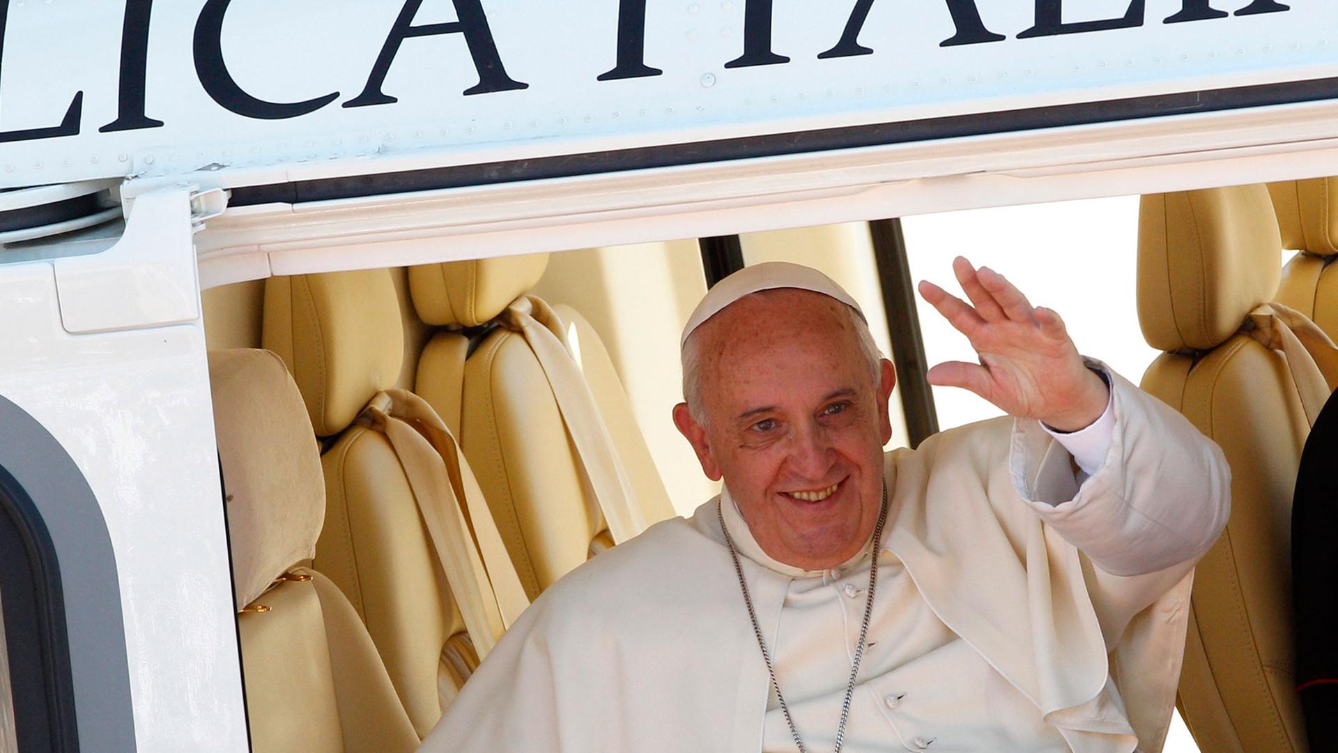 Papst Franziskus in in Cassano all'Ionio. Papst Franziskus in in Cassano all'Ionio.