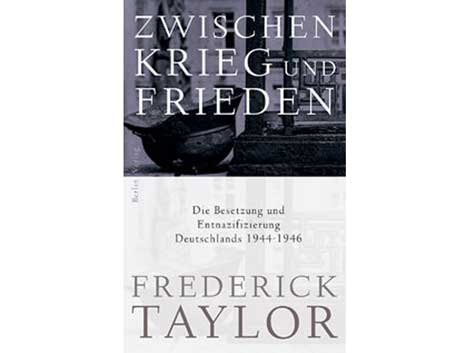 Cover "Zwischen Krieg und Frieden" Cover "Zwischen Krieg und Frieden"