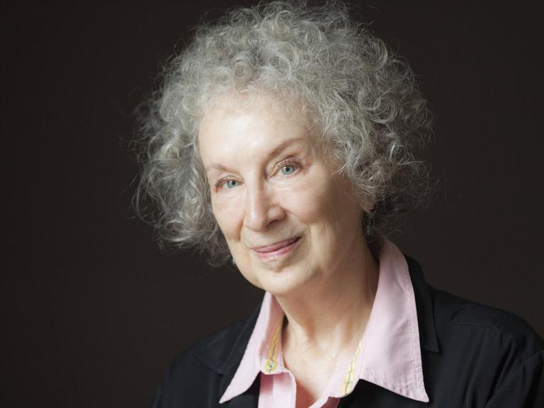 Die kanadische Schriftstellerin Margaret Atwood (2014)