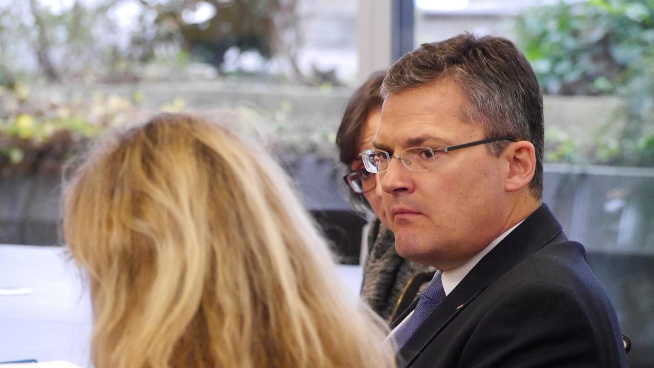 Roderich Kiesewetter, CDU Verteidigungsexperte, im Hintergrundgespräch.