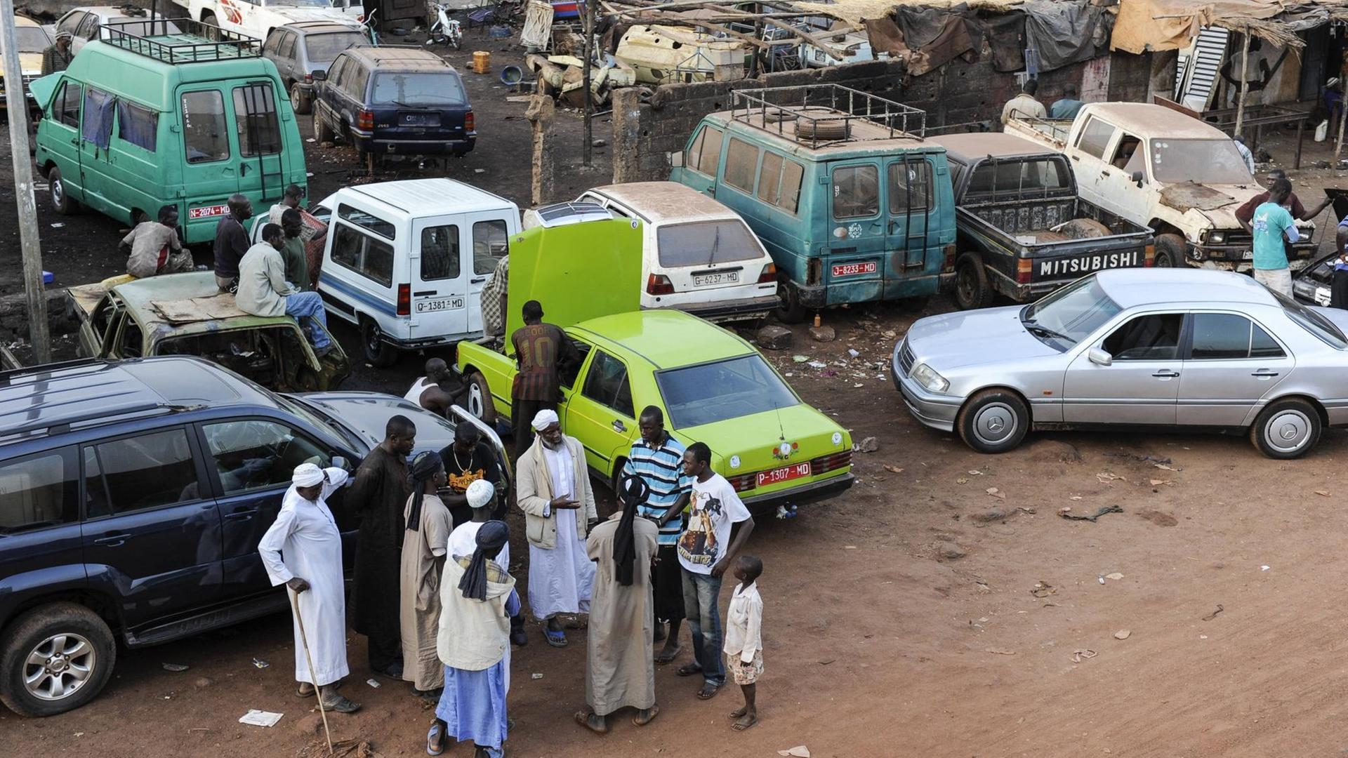 Autowerkstatt in Bamako, Mali Autowerkstatt in Bamako, Mali