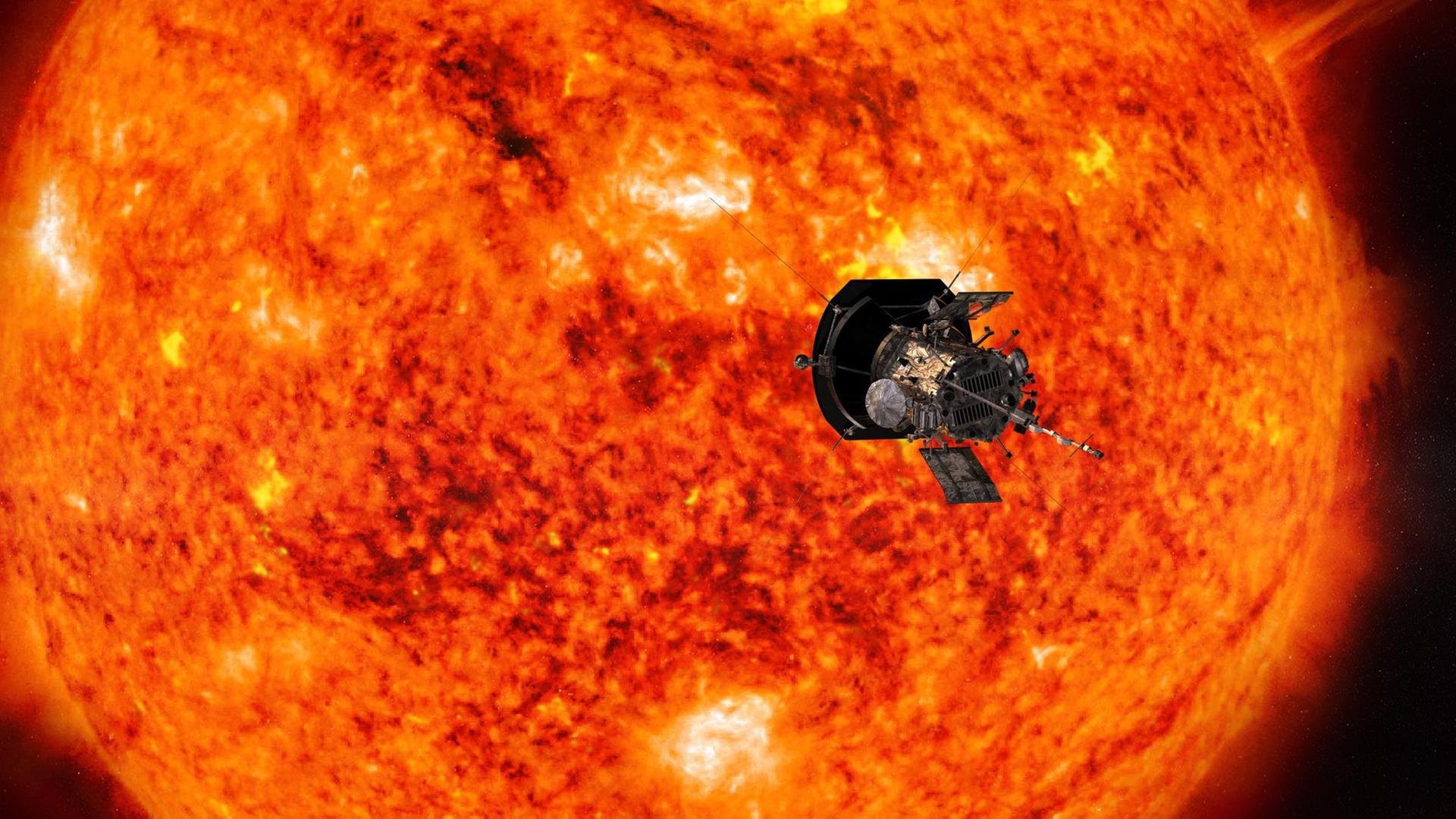 Die kleine Maschine aus Metall fliegt zur orange-roten Sonnenscheibe Die kleine Maschine aus Metall fliegt zur orange-roten Sonnenscheibe