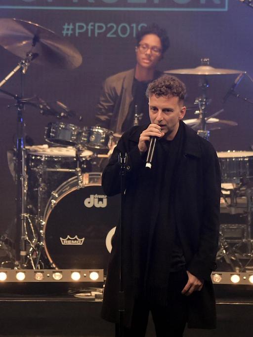 Das Produzententeam Kitschkrieg bekam 2019 den Preis für Popkultur: Christian Yun-Song Meyerholz (links), Christoph Erkes und Nicole Schettler.