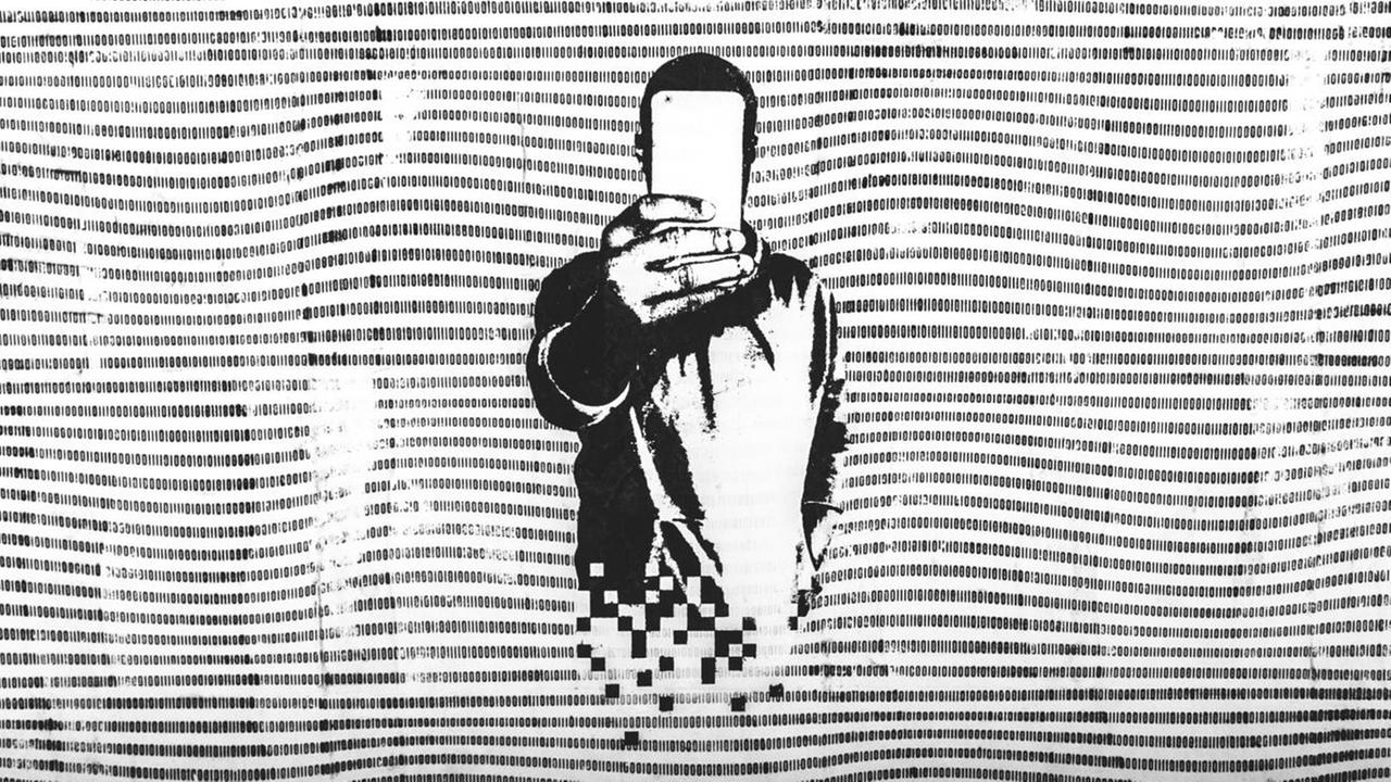 Illustration eines Jugendlichen mit Smartphone vor dem Gesicht, der sich in Pixeln auflöst. Als Hintergrund eine Tapete aus Nullen und Einsen. Illustration eines Jugendlichen mit Smartphone vor dem Gesicht, der sich in Pixeln auflöst. Als Hintergrund eine Tapete aus Nullen und Einsen.