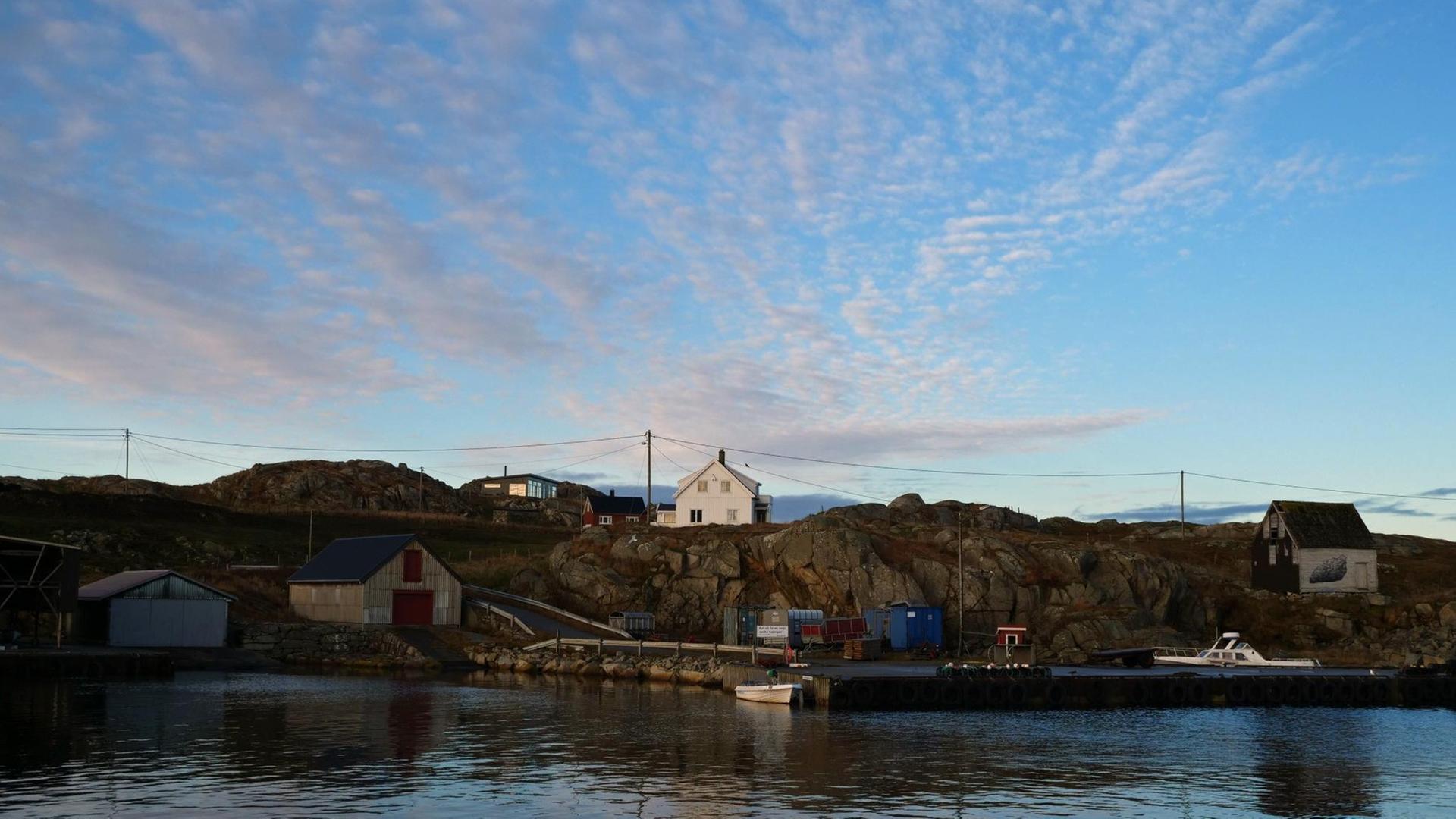 Der Hafen von Utsira, eine kleine Insel vor der Küste Norwegens