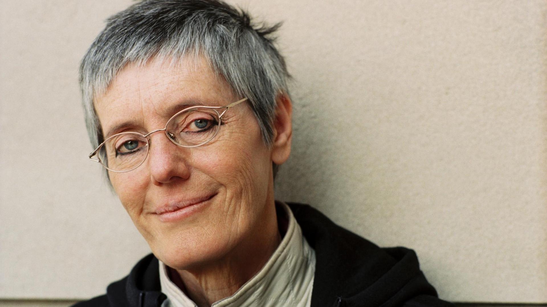 Petra Morsbach, Preisträgerin des Wilhelm-Raabe-Literaturpreises 2017 der Stadt Braunschweig und des Deutschlandfunks. Petra Morsbach, Preisträgerin des Wilhelm-Raabe-Literaturpreises 2017 der Stadt Braunschweig und des Deutschlandfunks.