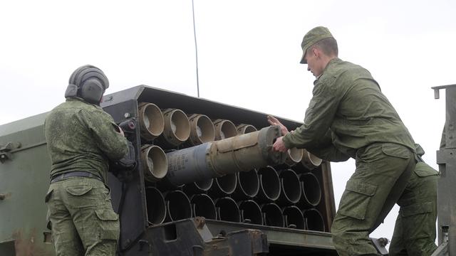 Das russische Militär bei einer Übung nahe Wolgograd am 24.04.2014