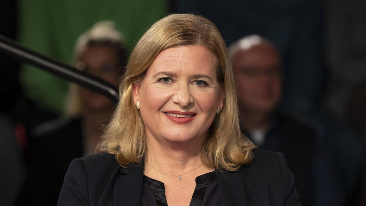Die Journalistin Eva Quadbeck am 11. Februar 2020 im ZDF in der Talkshow von Markus Lanz Die Journalistin Eva Quadbeck am 11. Februar 2020 im ZDF in der Talkshow von Markus Lanz