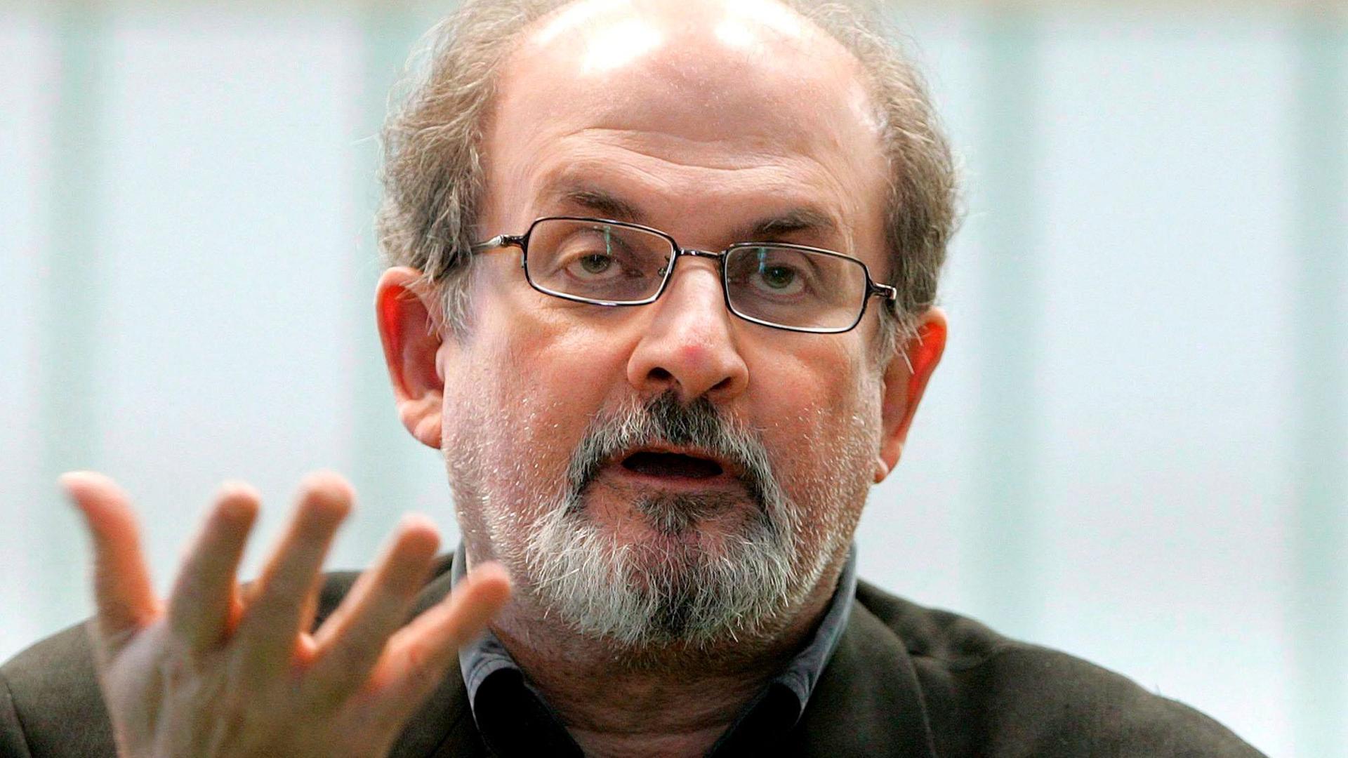 Der britische Autor Salman Rushdie Der britische Autor Salman Rushdie
