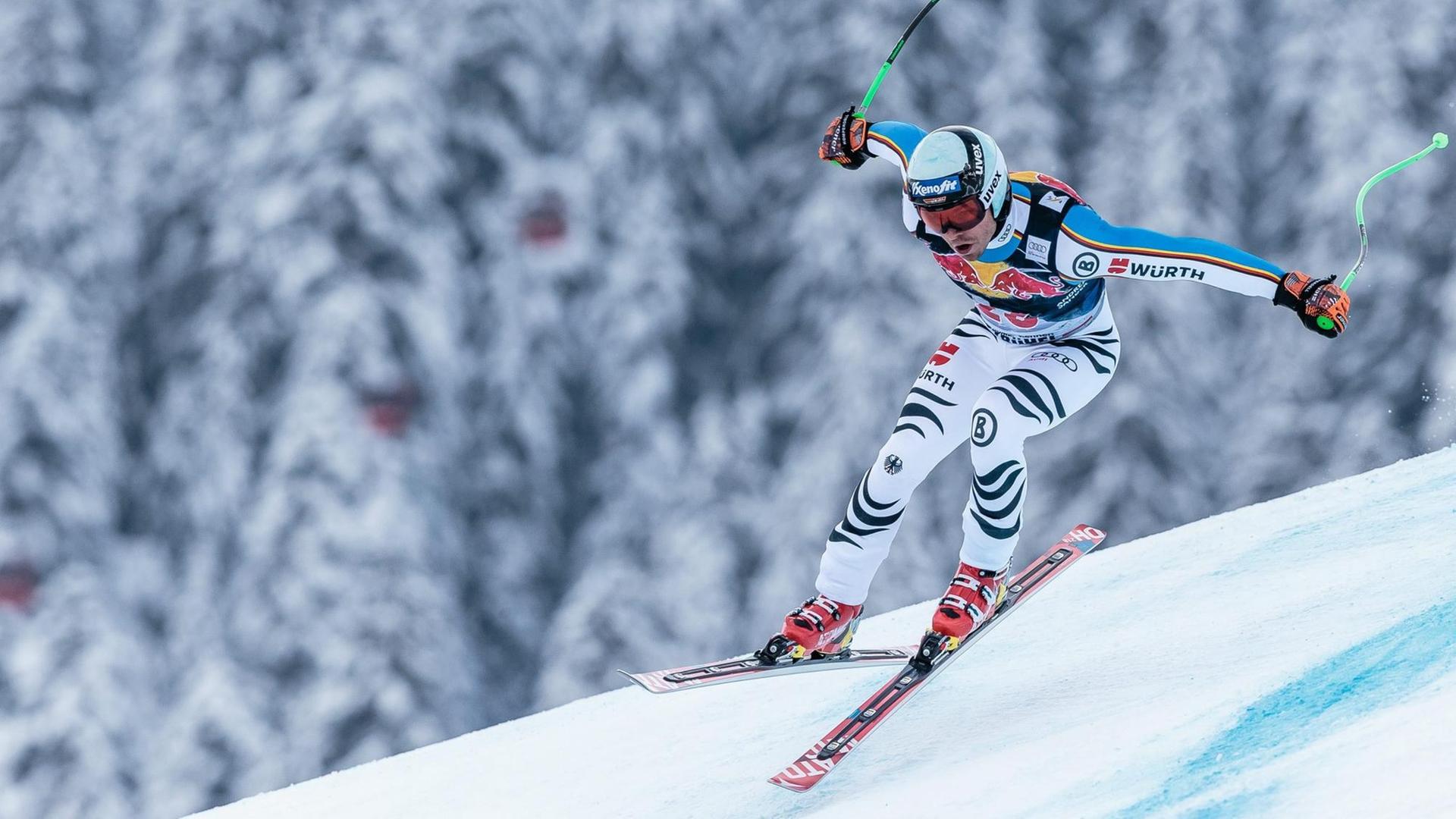 Der deutsche Ski-Rennläufer Andreas Sander während des zweiten Trainingslaufes in Kitzbühel. Der deutsche Ski-Rennläufer Andreas Sander während des zweiten Trainingslaufes in Kitzbühel.