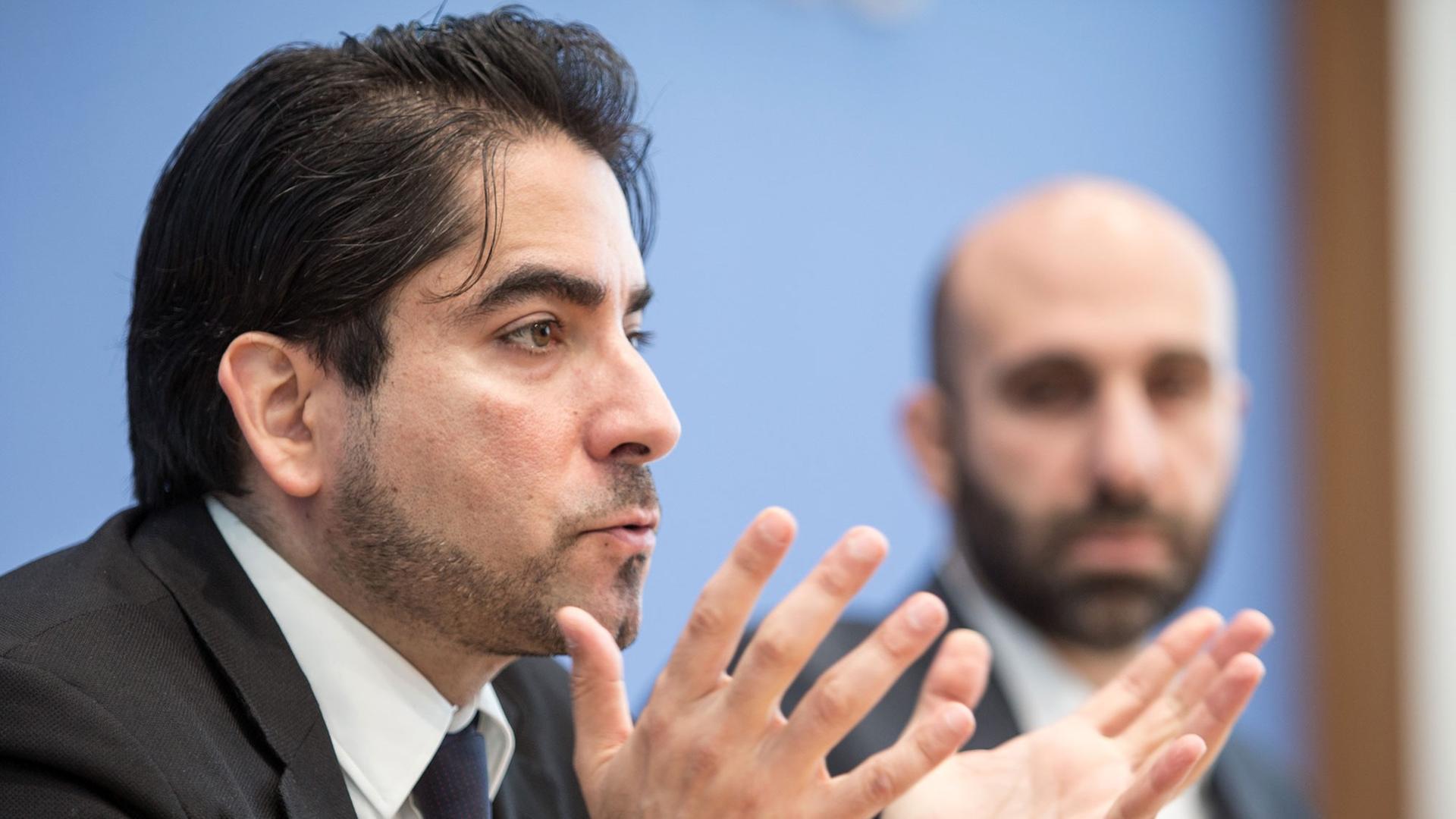 Mouhanad Khorchide (l) und Ahmad Mansour vom "Muslimischen Forum Deutschland" Mouhanad Khorchide (l) und Ahmad Mansour vom "Muslimischen Forum Deutschland"