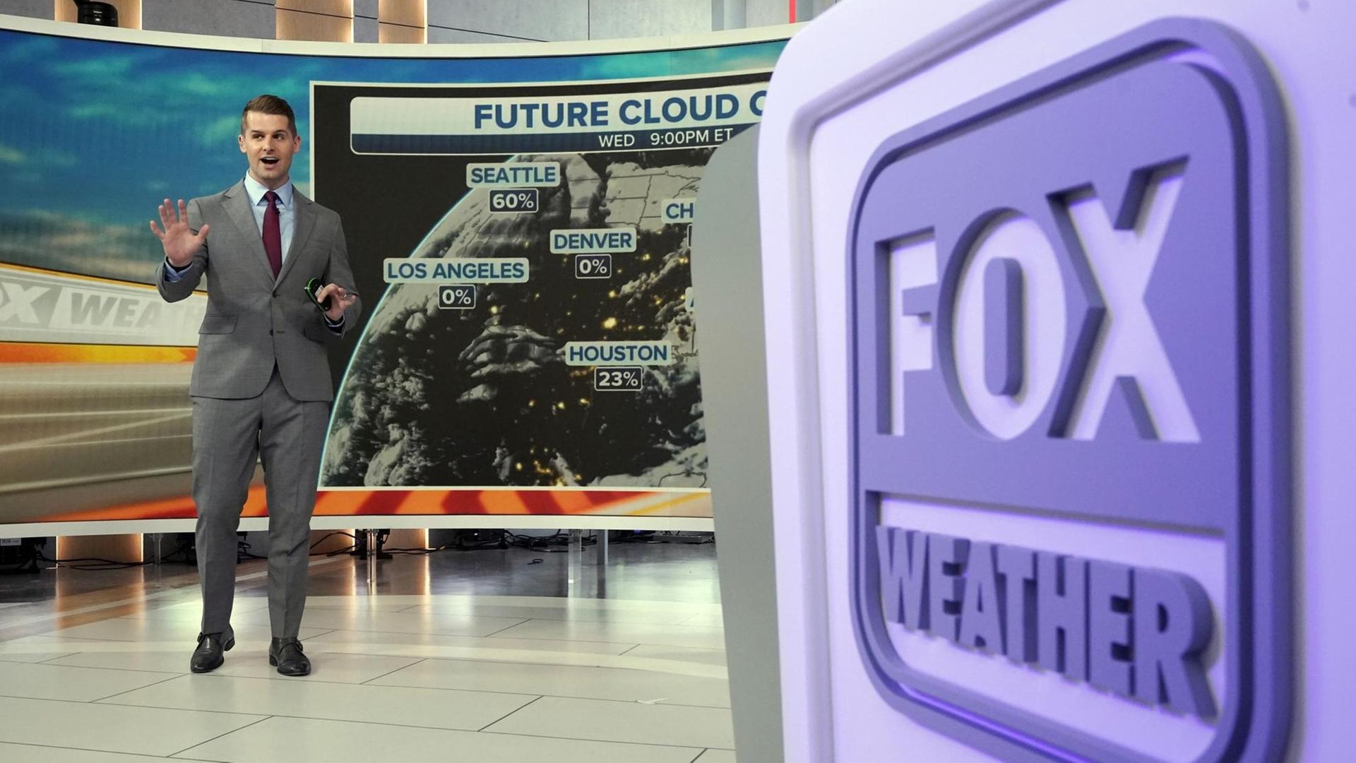 Fox Weather-Meteorologe Stephen Morgan am 20.10.2021 im Studio in New York Fox Weather-Meteorologe Stephen Morgan am 20.10.2021 im Studio in New York