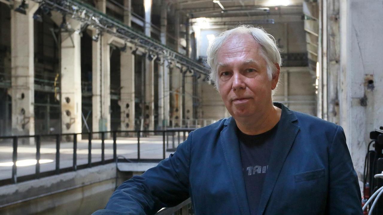 Dimitri Hegemann, Kulturmanager und Gründer des Berliner Techno-Clubs Tresor, steht am 04.07.2014 in Berlin im Kraftwerk, einem Veranstaltungsraum neben dem Tresor. Dimitri Hegemann, Kulturmanager und Gründer des Berliner Techno-Clubs Tresor, steht am 04.07.2014 in Berlin im Kraftwerk, einem Veranstaltungsraum neben dem Tresor.