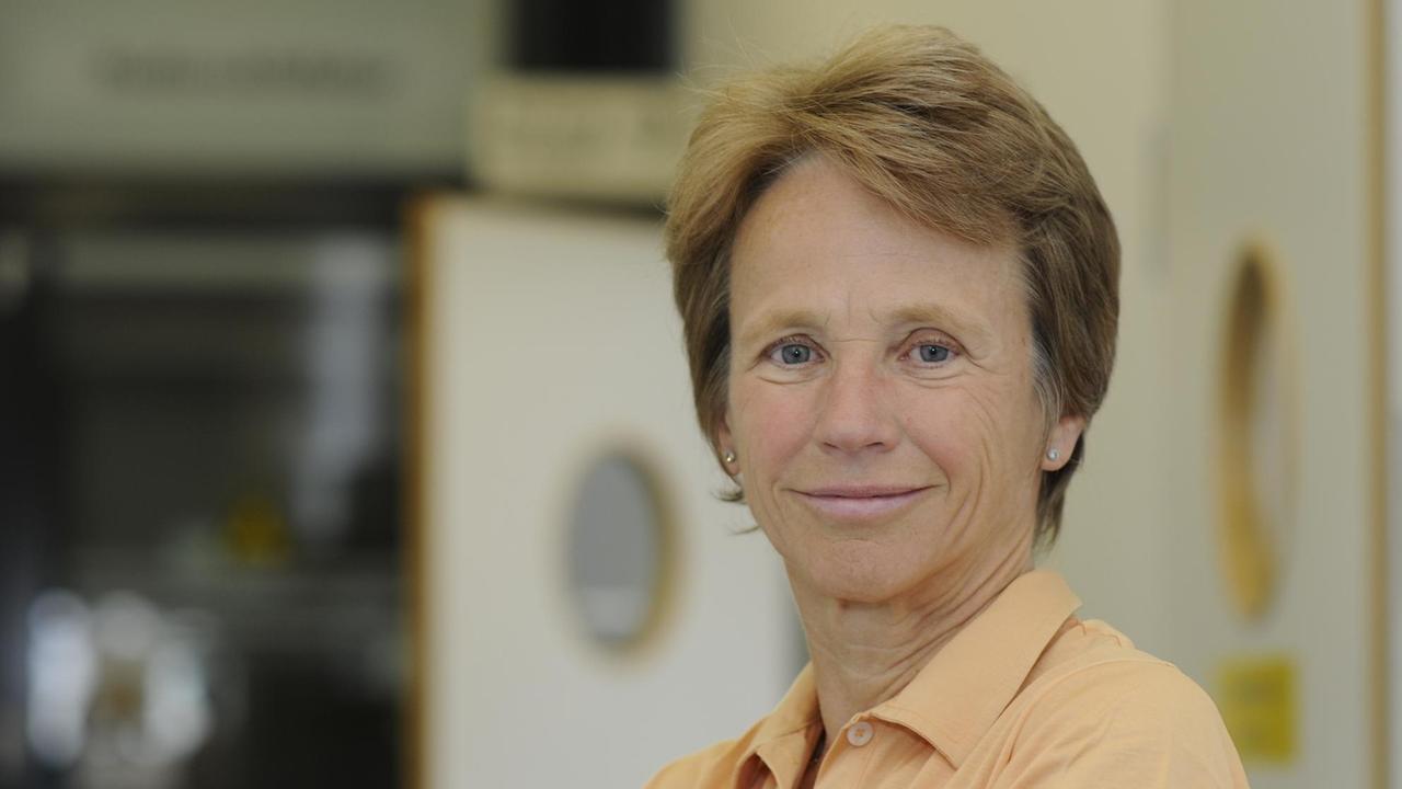 Porträt der auf Gendermedizin spezialisierten Ärztin Vera Regitz-Zagrosek. Porträt der auf Gendermedizin spezialisierten Ärztin Vera Regitz-Zagrosek.