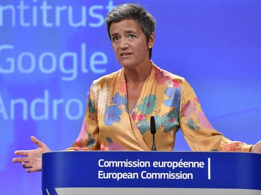 Die EU-Wettbewerbskommissarin Margrethe Vestager spricht über die Milliardenstrafe gegen Google.