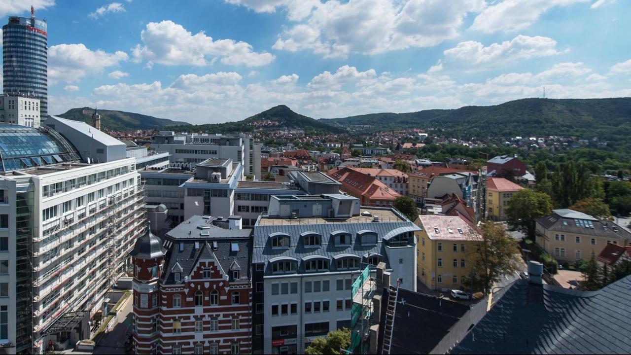 Blick auf die Innenstadt in Jena/Thüringen
