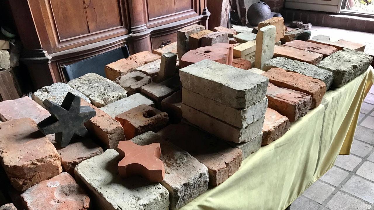 Die Backsteinsammlung von Josef Wycisk Die Backsteinsammlung von Josef Wycisk