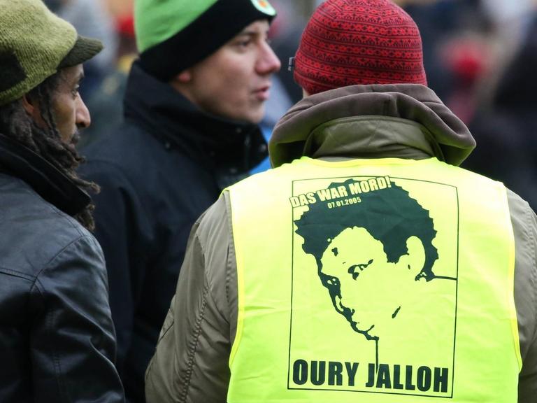 Jährliche Demonstration in Gedenken an den Tod von Oury Jalloh in Dessau