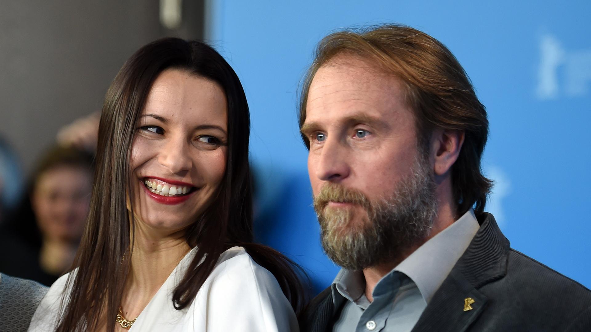 Regisseurin Anne Zohra Berrached und Schauspieler Bjarne Mädel Regisseurin Anne Zohra Berrached und Schauspieler Bjarne Mädel