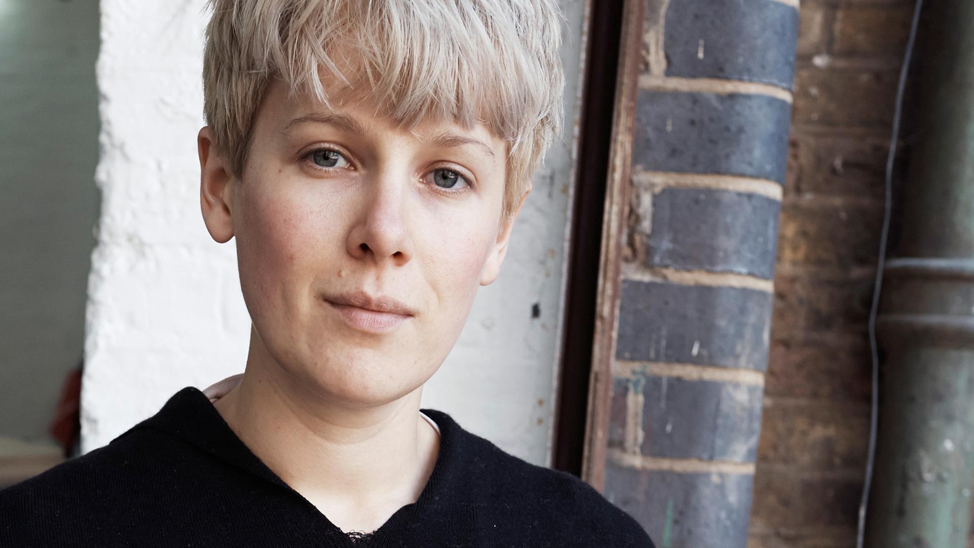 Die britische Künstlerin Helen Marten. Die britische Künstlerin Helen Marten.