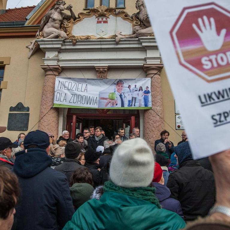 Protest im polnischen Sopot gegen die geplante Schließung des örtlichen Krankenhauses