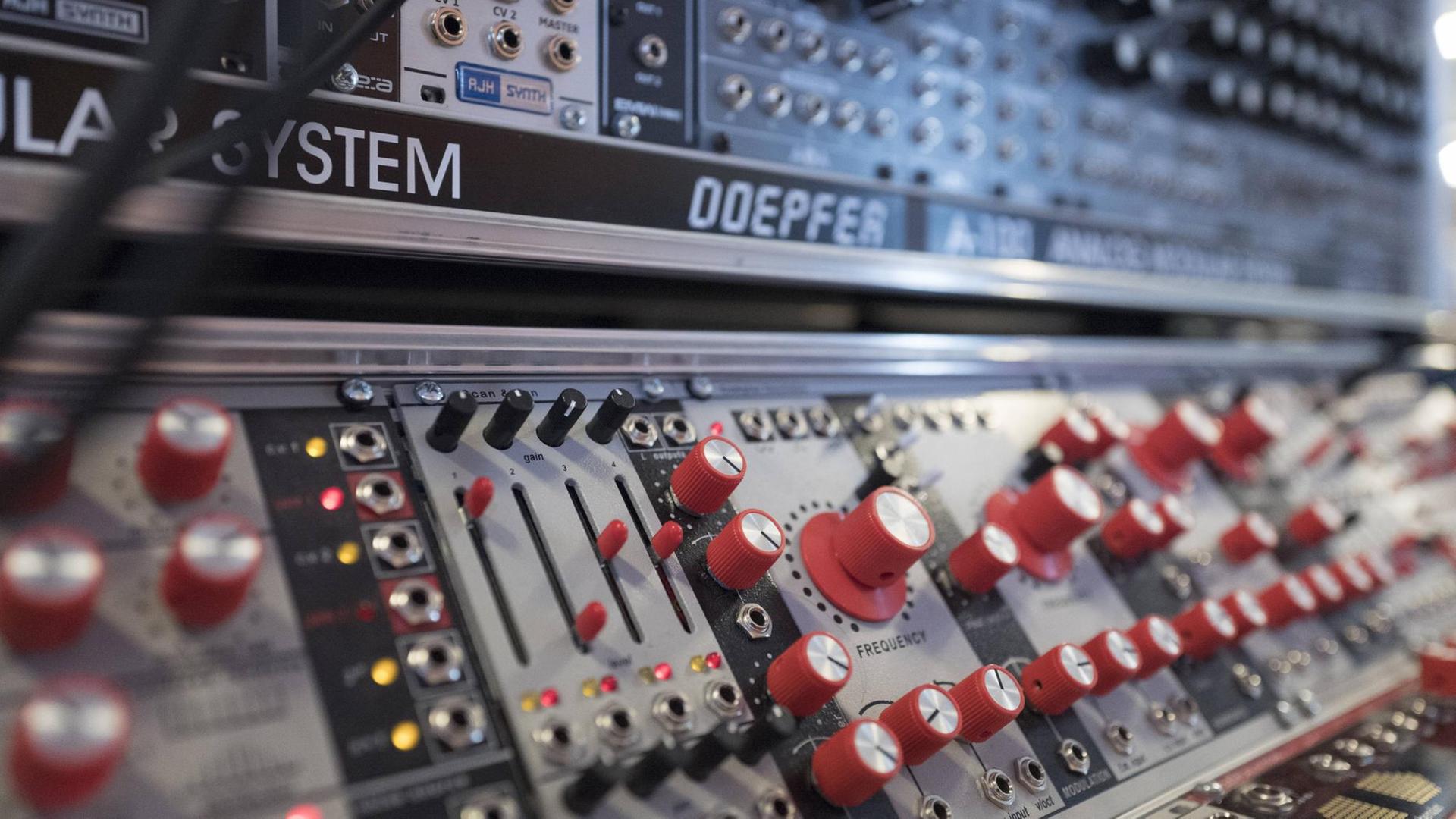 Modularer Synthesizer Modularer Synthesizer