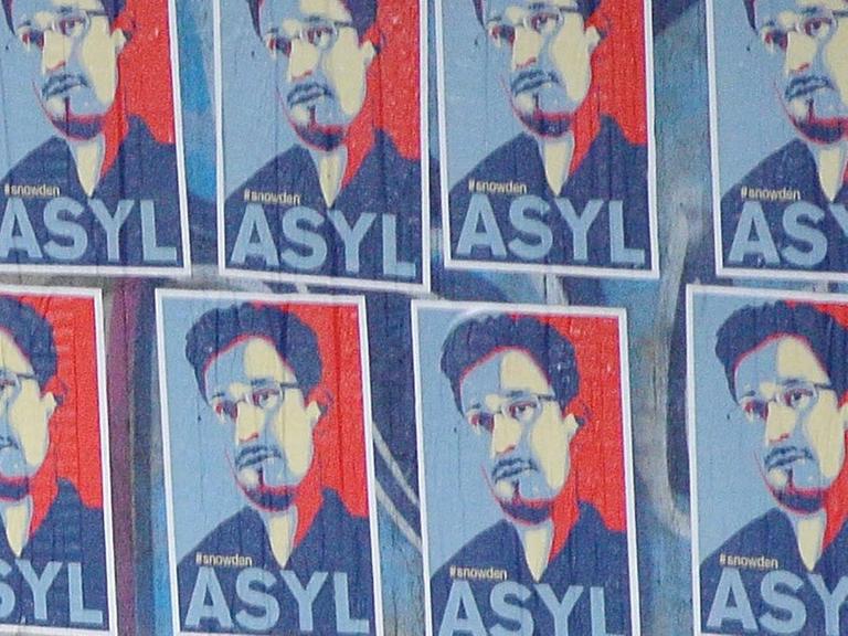 Snowden-Plakate in Köln, 2014