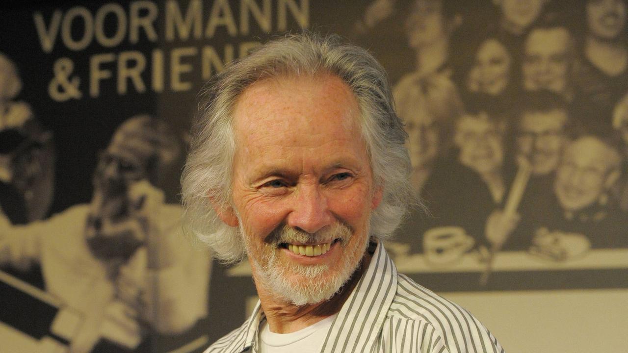 Der Zeichner und Musiker Klaus Voormann bei einer CD-Präsentation in München. Der Zeichner und Musiker Klaus Voormann bei einer CD-Präsentation in München.