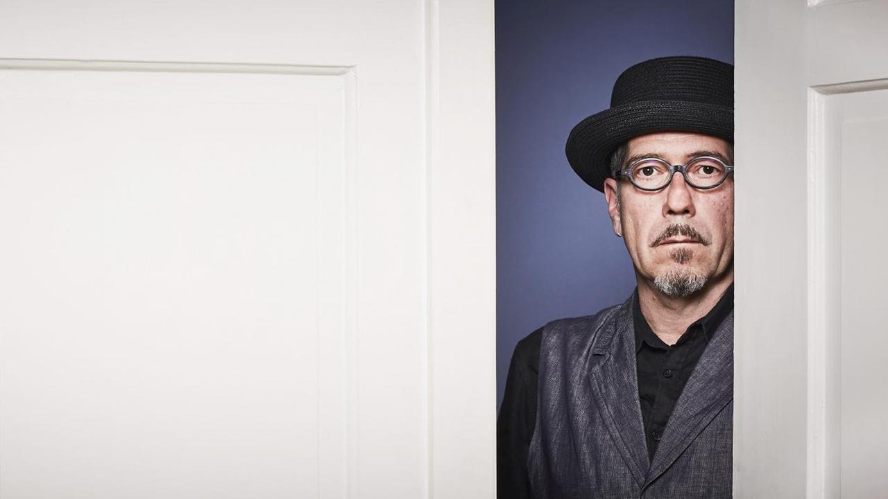 Ein Porträt des Kabarettisten Sven Kemmler Ein Porträt des Kabarettisten Sven Kemmler