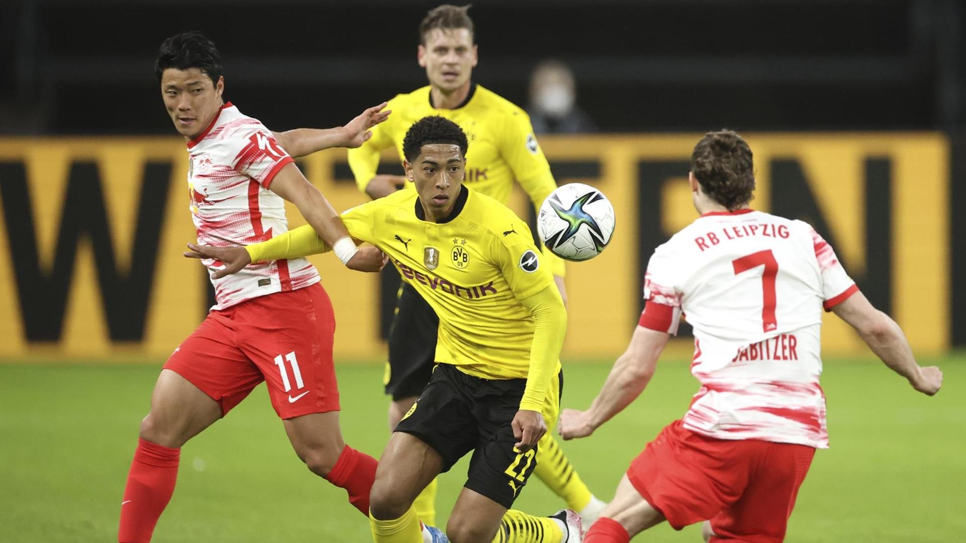 Szene aus dem Spiel Leipzig gegen Dortmund Szene aus dem Spiel Leipzig gegen Dortmund