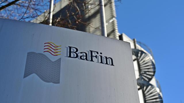 Das Logo der BaFin in Frankfurt/Main.