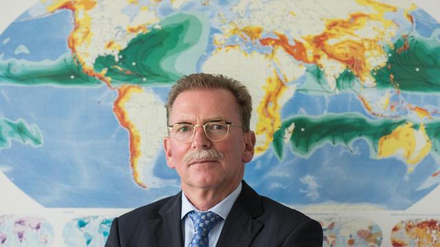 Der Naturkatastrophen-Experten der MunichRe Peter Höppe