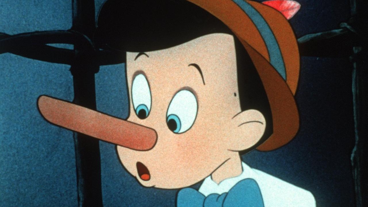 Szene aus dem Zeichentrickfilm "Pinocchio". Die Geschichte des italienischen Schriftstellers C. Collodi aus dem Jahr 1883 wurde von den Disney-Studios als Zeichentrickfilm umgesetzt und begeistert seit nun mehr als 70 Jahren kleine wie große Kinder. Szene aus dem Zeichentrickfilm "Pinocchio". Die Geschichte des italienischen Schriftstellers C. Collodi aus dem Jahr 1883 wurde von den Disney-Studios als Zeichentrickfilm umgesetzt und begeistert seit nun mehr als 70 Jahren kleine wie große Kinder.