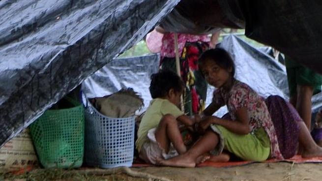 Diese Zelte in Kutupalong im Bezirk Cox's Bazar (Bangladesch) wurden von Rohingya-Flüchtlingen als provisorische Unterkunft errichtet, aufgenommen am 10.09.2017. Diese Zelte in Kutupalong im Bezirk Cox's Bazar (Bangladesch) wurden von Rohingya-Flüchtlingen als provisorische Unterkunft errichtet, aufgenommen am 10.09.2017.