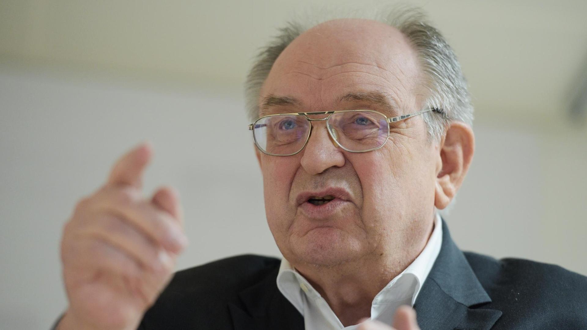 Der Doping-Experte Werner Franke Der Doping-Experte Werner Franke