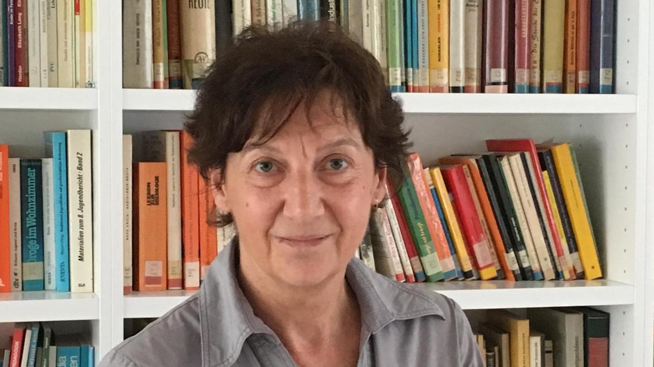 Gisela Braun von der Arbeitsgemeinschaft Kinder- und Jugendschutz NRW. Gisela Braun von der Arbeitsgemeinschaft Kinder- und Jugendschutz NRW.