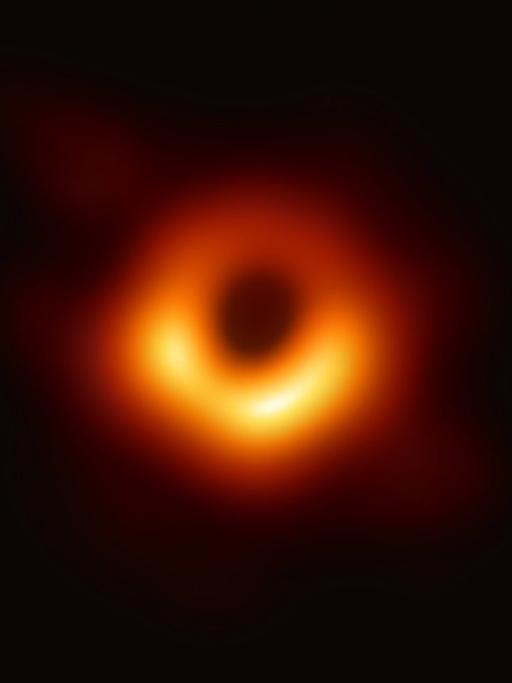 Der erste direkte visuelle Nachweis eines Schwarzen Lochs